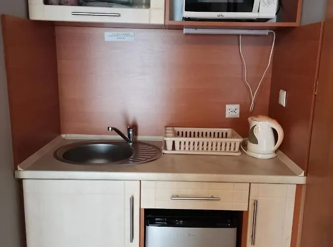 Fiord 民宿 梅尔诺